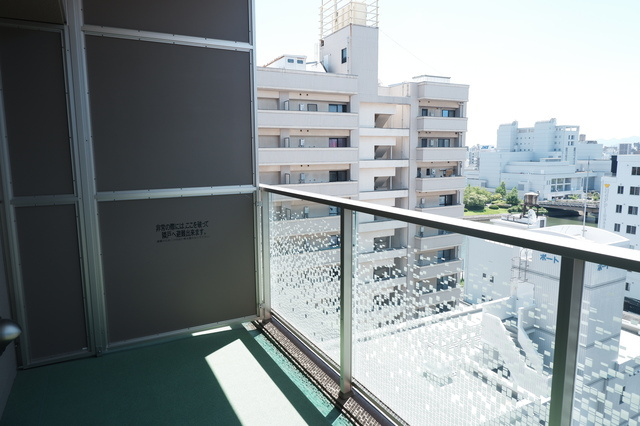 カシマ河原町のバルコニー