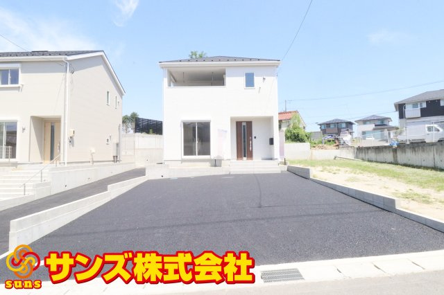 郡山市菜根３丁目　　　７号棟　　　桜小学校、郡山第３中学区の駐車場|南側から見た駐車場を含む外観♪