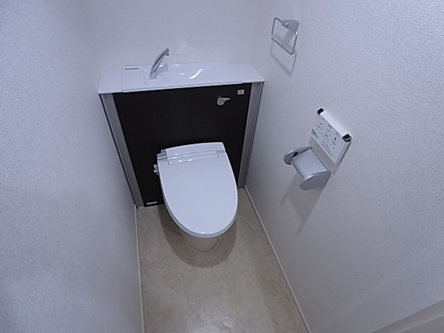 神戸市長田区神楽町３丁目の賃貸マンションのトイレ|ウォッシュレット付トイレ
