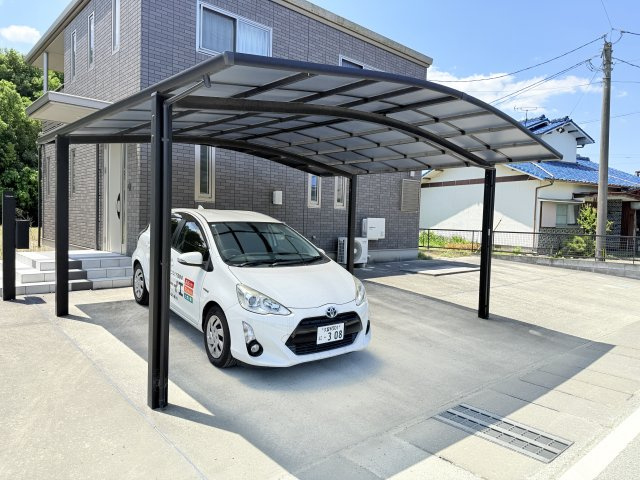 広川町川上　中古戸建の駐車場