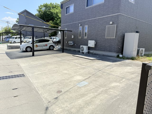 広川町川上　中古戸建の駐車場