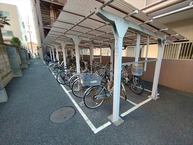 【駐輪場】の画像