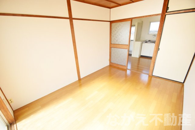 【居間・リビング】 | ゆったり過ごせる居間です