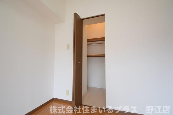 パードレ関目の収納