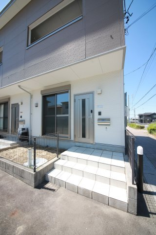 Pocopatyo B棟のエントランス