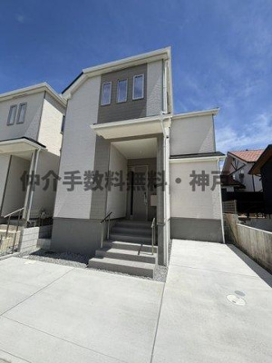 【外観】 | 神戸市垂水区桃山台4丁目　新築戸建A号棟　仲介手数料無料！ | 外観も気になるポイント