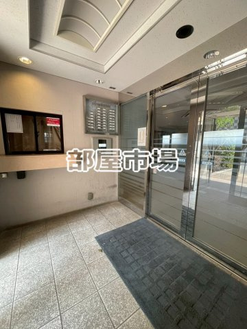 ライオンズマンション菊川リバーサイドのエントランス