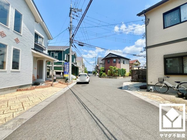 大津市大萱４丁目の前面道路含む現地写真