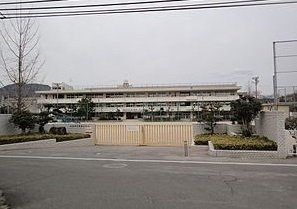 カーサ　グラシオッソ　祇園　Ｂの周辺|長束小学校まで1100m