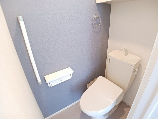 カーサ　グラシオッソ　祇園　Ｂのトイレ|清潔感のあるトイレです