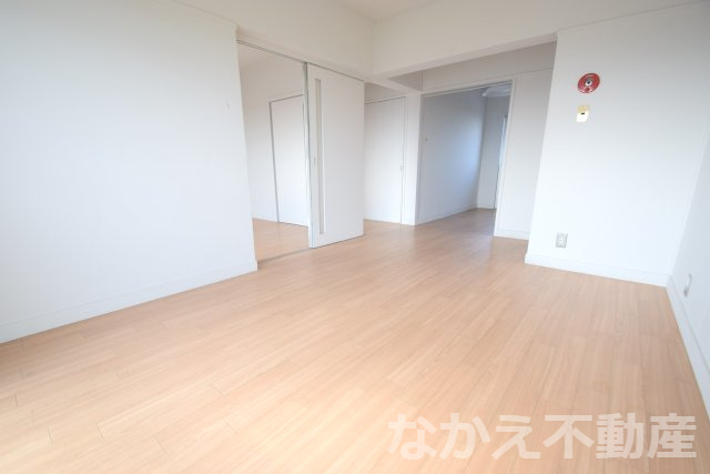 【居間・リビング】 | ゆったり過ごせる居間です