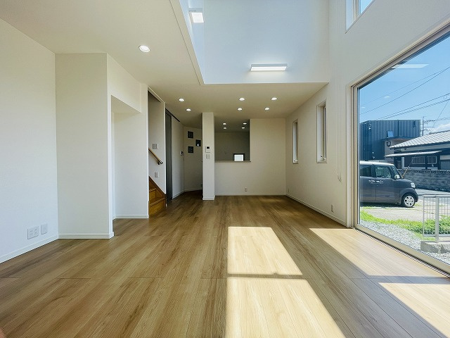 【居間・リビング】 | 福岡市東区三苫２丁目　戸建て