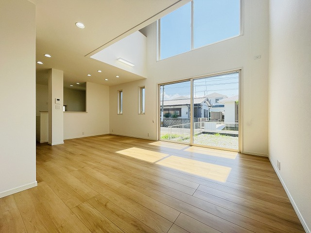 【居間・リビング】 | 福岡市東区三苫２丁目　戸建て
