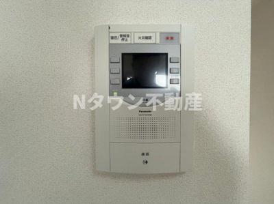 【セキュリティ】 | プレサンスNAGOYAシティオ | モニター付きのインターフォンです