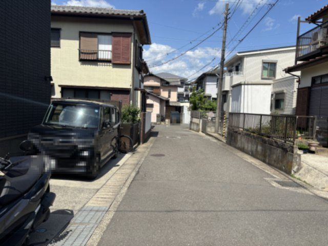 厚木市飯山南１丁目戸建の周辺|前面道路