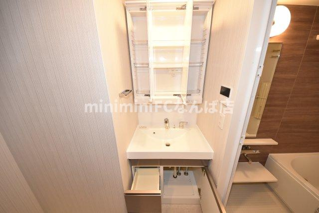 エステムコート堺筋本町