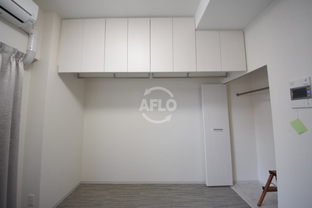 TAT LYON TIMBER TOWNの収納|TAT LYON TIMBER TOWN　吊戸棚