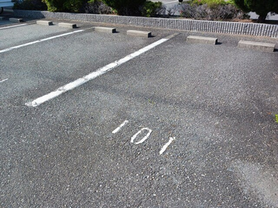 【駐車場】 | アメニティー白浜Ｂ | 駐車場があります