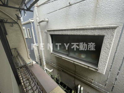 【バルコニー】 | 高橋荘 | 開放的で明るい空間を演出してくれるバルコニーです
