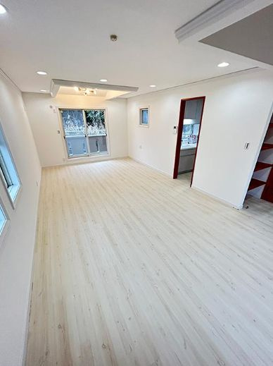 青葉区すみよし台　中古戸建の居間・リビング|居間です