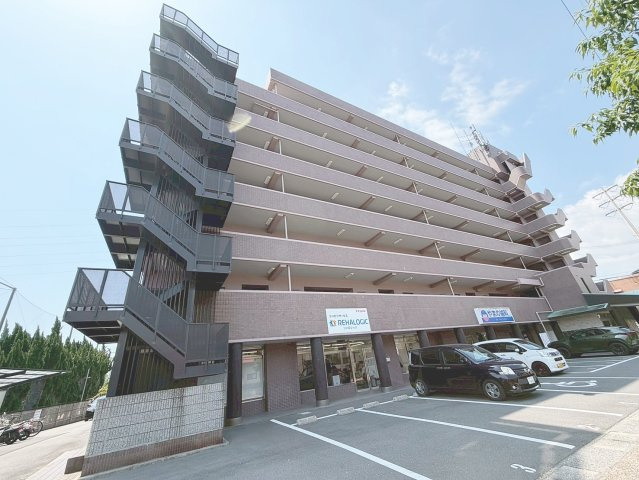 クロード・サン