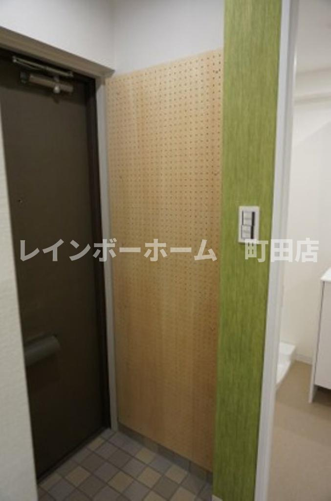 まちのもり本町田※初期費用分割あと払いサービス利用可能物件の玄関
