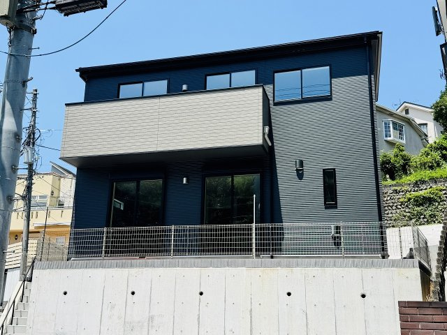八王子市　絹ケ丘　新築一戸建て