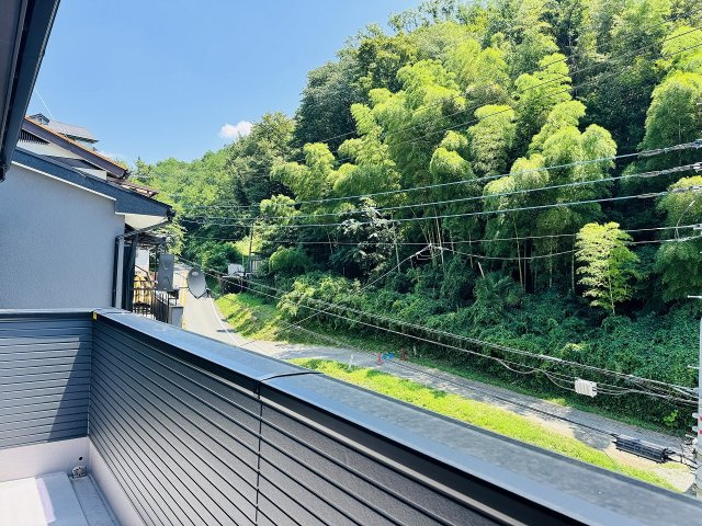 八王子市　絹ケ丘　新築一戸建ての展望|～緑豊かな住環境、四季折々の情景が楽しめます～