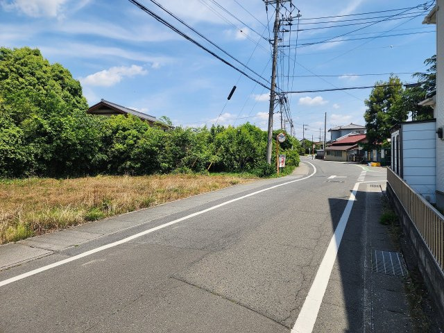 高崎市下滝町売土地の前面道路含む現地写真