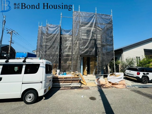 駐車並列2台可能　美山台1期　新築2区画　1号棟