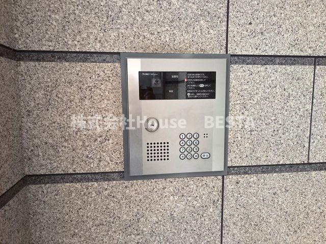 YAMATE435のエントランス