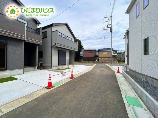 第7上尾二ツ宮Ⅱ期　新築戸建　ハートフルAの前面道路含む現地写真