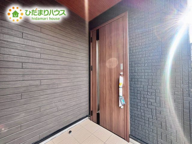 上尾市向山1丁目2期　新築戸建　ブルーミング01の玄関