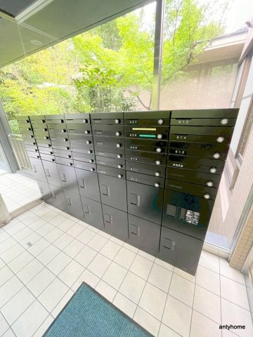 INOVE千里万博公園　仲介手数料無料のロビー