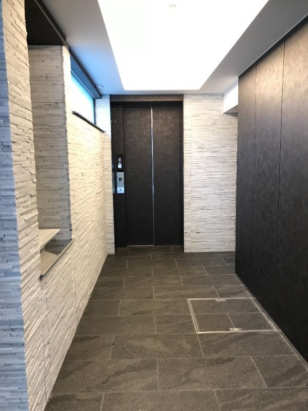 旭Buildingのロビー