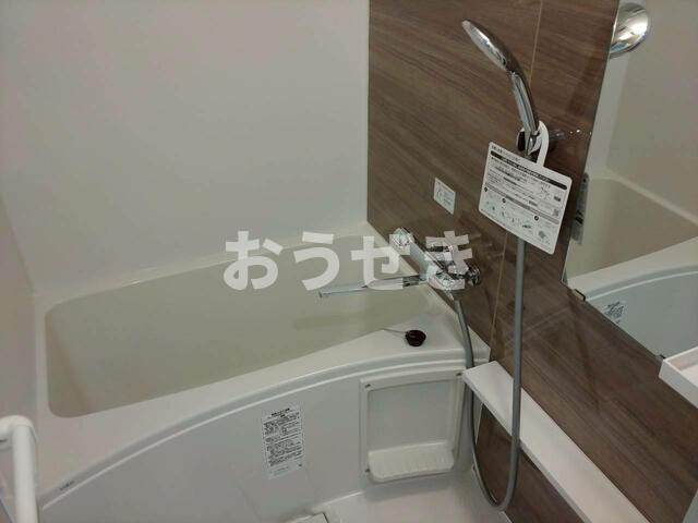 グランデ三ツ沢の浴室