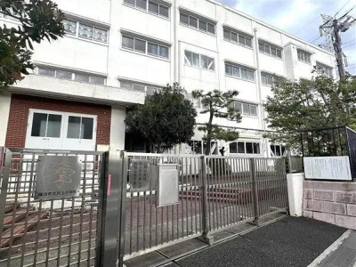  | 川上小学校まで660m 