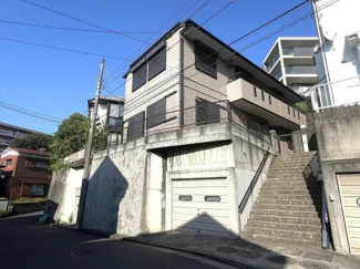  | 居宅部分と車庫部分に分かれて… 
