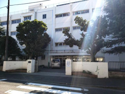  | 瀬谷第二小学校まで734m 
