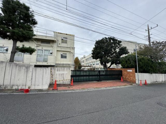  | 横浜市立上永谷中学校…まで600m 