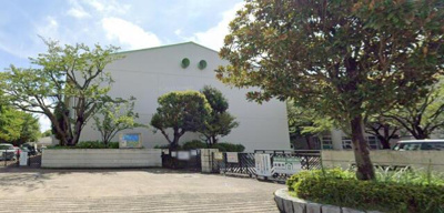  | 横浜市立南戸塚中学校まで270m 
