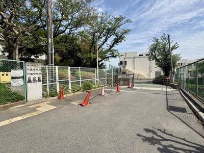  | 横浜市立秋葉小学校まで959m 