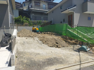 【前面道路含む現地写真】 | 京都市伏見区深草願成町　1号棟　新築戸建