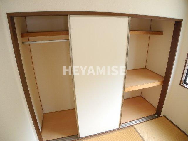 シャーメゾン桜　Ｃ棟の収納