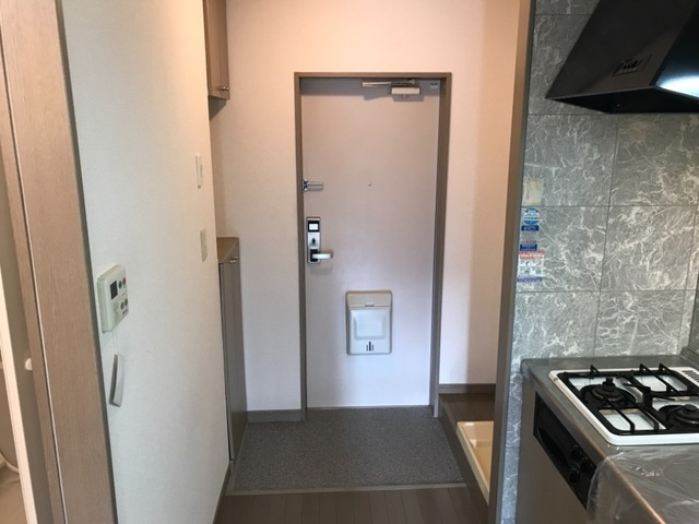 プチ　フォレの玄関