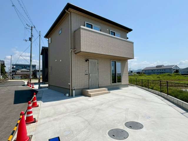 「長期優良住宅」南国市大そね甲1号地　新築一戸建ての外観