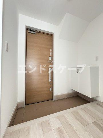 ヴィル・エテルネルの玄関|高崎、前橋のお部屋探しはエンドスケープまで！お客様の理想お聞かせ下さい♪