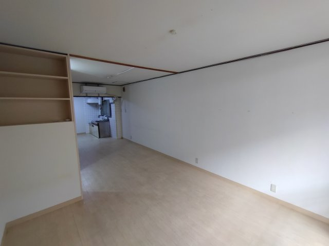  | 飛松町１丁目２階 店舗事務所