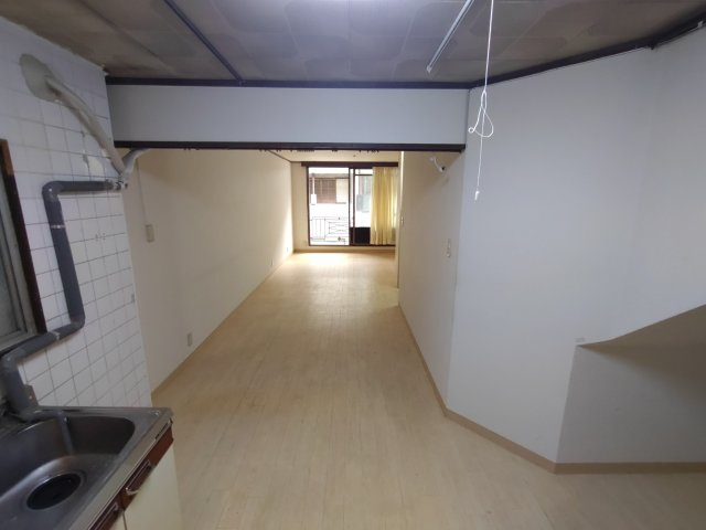  | 飛松町１丁目２階 店舗事務所