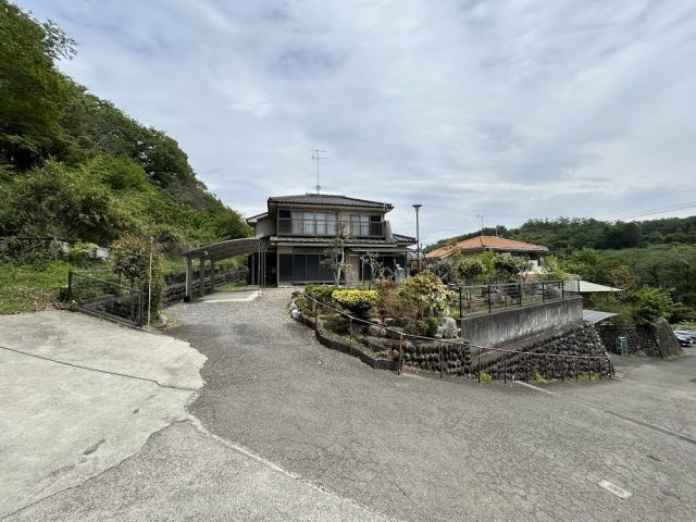 あきる野市草花中古戸建の外観